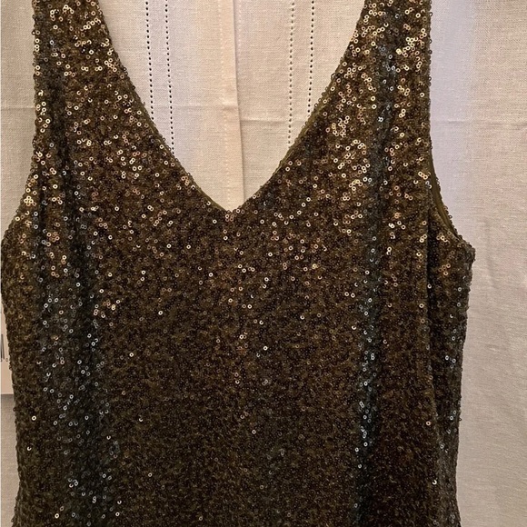 Ralph Lauren sequin v neck top 👯‍♀️👯‍♀️ - Picture 5 of 5